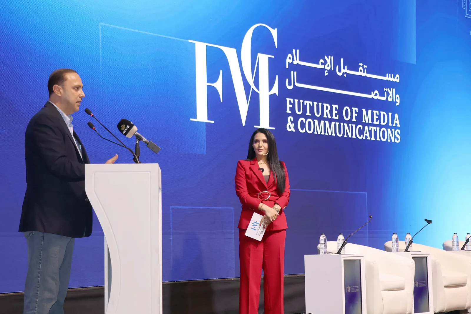 المومني: الشباب مسؤولون عن مواجهة الأخبار المضللة